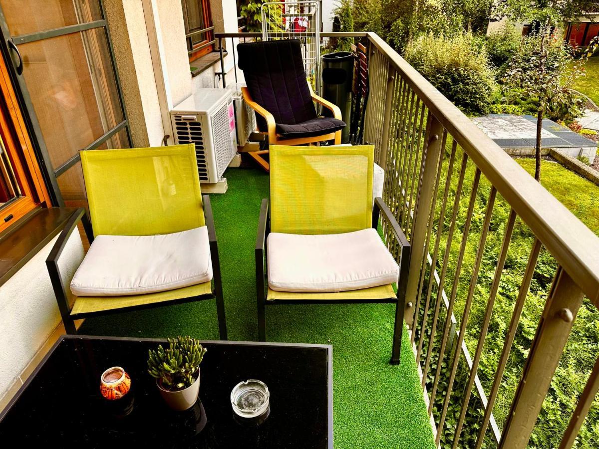 Zoe Apartman Budapest Esterno foto