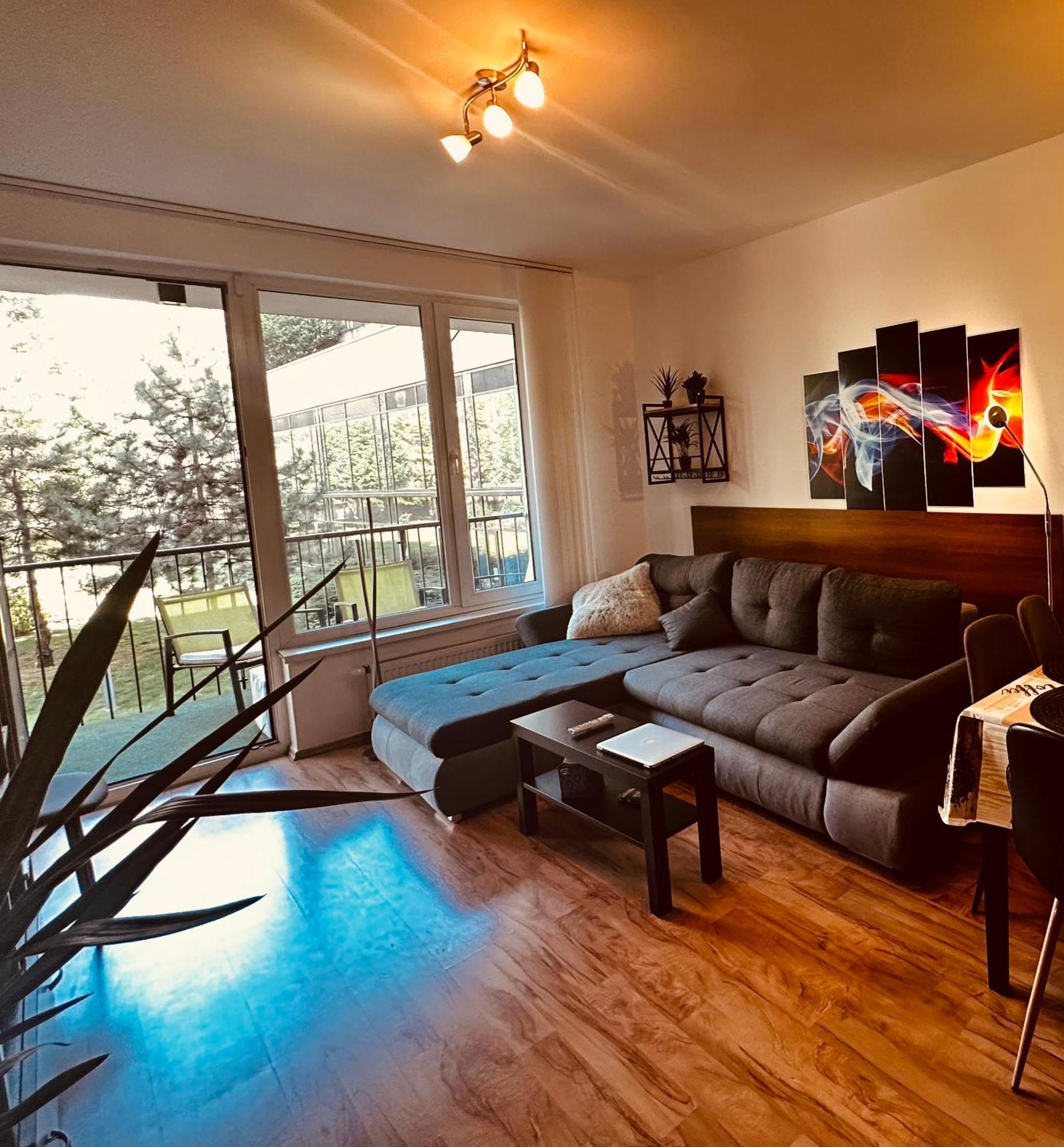 Zoe Apartman Budapest Esterno foto